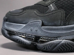 BALENCIAGA TRIPLE S SNEAKER