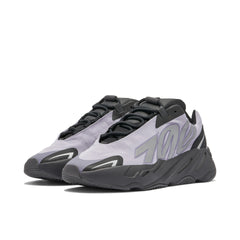 YEEZY BOOST 700 MNVN GEODE