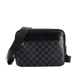 Louis Vuitton Trocadero NM Messenger Damier Graphite PM
