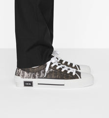 Unisex Dior Oblique Canvas Sneaker – White & Black Edition