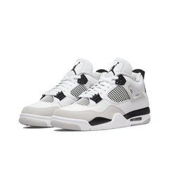 Air Jordan Retro 4 Military Black Edition