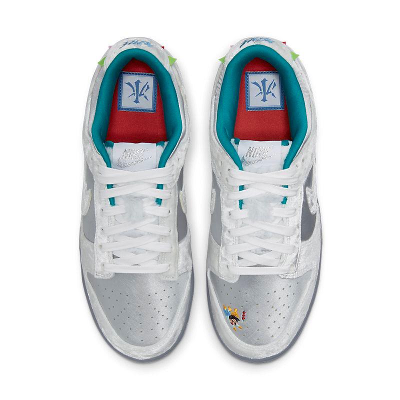 Nike Dunk Low – Frosted Velvet Winter Edition